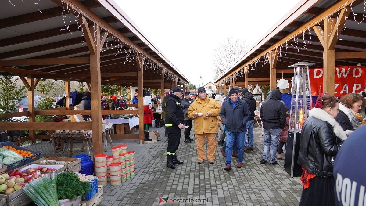 Jarmark Bożonarodzeniowy w Czerwinie [21.12.2024] - zdjęcie #51 - eOstroleka.pl