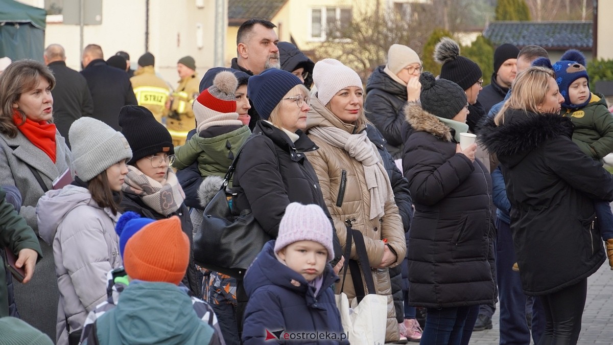 Jarmark Bożonarodzeniowy w Czerwinie [21.12.2024] - zdjęcie #39 - eOstroleka.pl