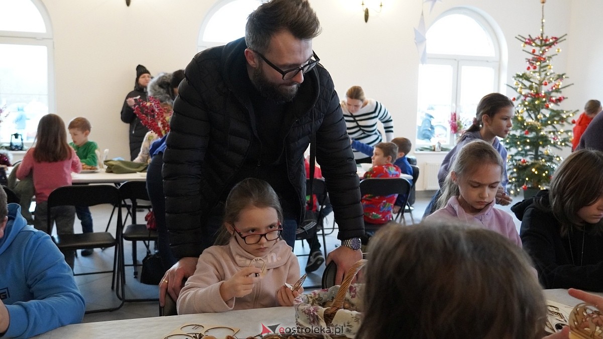Jarmark Bożonarodzeniowy w Czerwinie [21.12.2024] - zdjęcie #34 - eOstroleka.pl