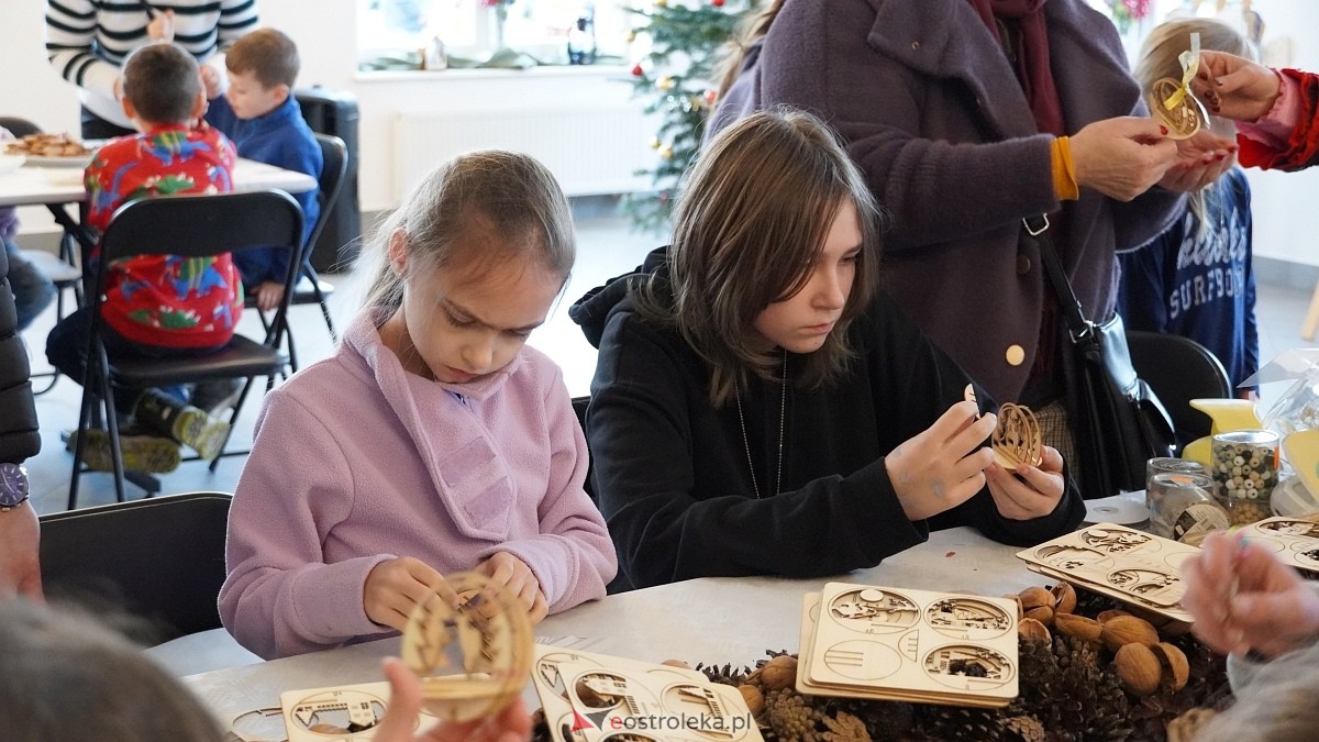 Jarmark Bożonarodzeniowy w Czerwinie [21.12.2024] - zdjęcie #33 - eOstroleka.pl