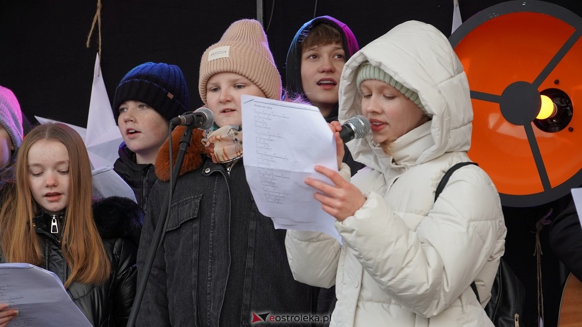 Jarmark Bożonarodzeniowy w Czerwinie [21.12.2024] - zdjęcie #15 - eOstroleka.pl
