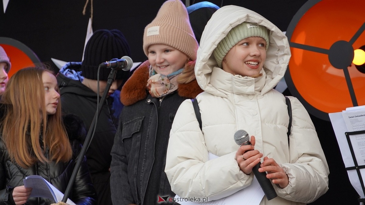 Jarmark Bożonarodzeniowy w Czerwinie [21.12.2024] - zdjęcie #12 - eOstroleka.pl