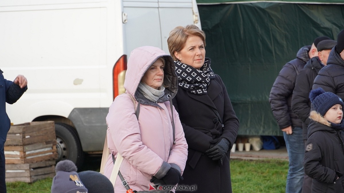 Jarmark Bożonarodzeniowy w Czerwinie [21.12.2024] - zdjęcie #9 - eOstroleka.pl