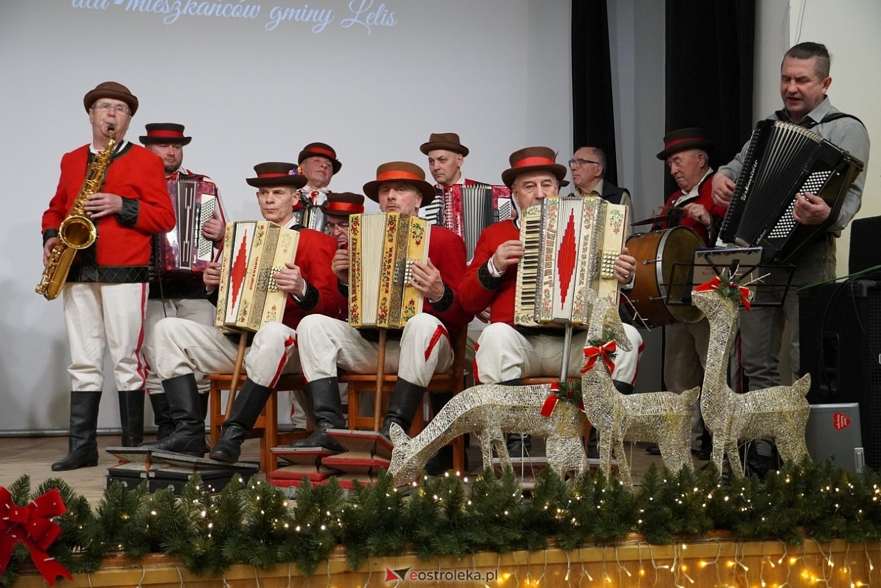 Spotkanie opłatkowe dla mieszkańców gminy Lelis [22.12.2024] - zdjęcie #39 - eOstroleka.pl