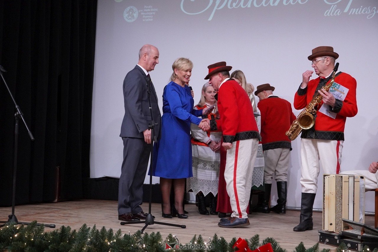 Spotkanie opłatkowe dla mieszkańców gminy Lelis [22.12.2024] - zdjęcie #31 - eOstroleka.pl