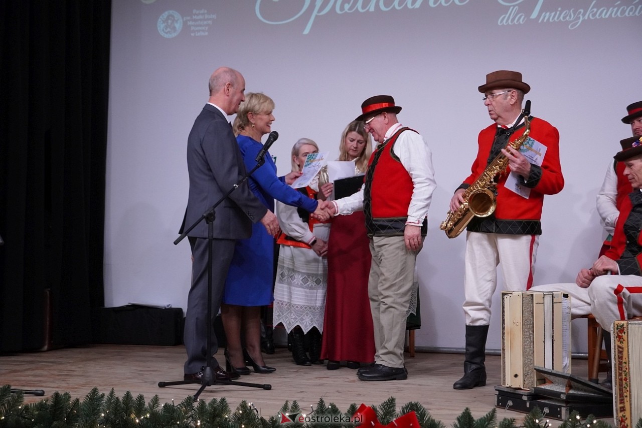 Spotkanie opłatkowe dla mieszkańców gminy Lelis [22.12.2024] - zdjęcie #30 - eOstroleka.pl