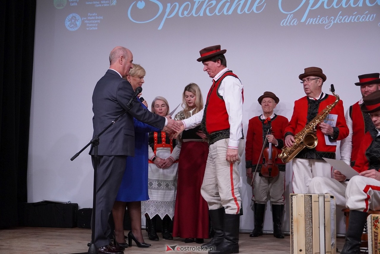 Spotkanie opłatkowe dla mieszkańców gminy Lelis [22.12.2024] - zdjęcie #26 - eOstroleka.pl