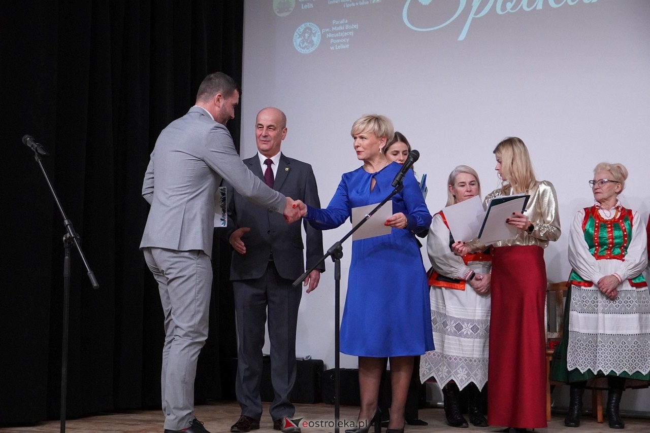 Spotkanie opłatkowe dla mieszkańców gminy Lelis [22.12.2024] - zdjęcie #19 - eOstroleka.pl