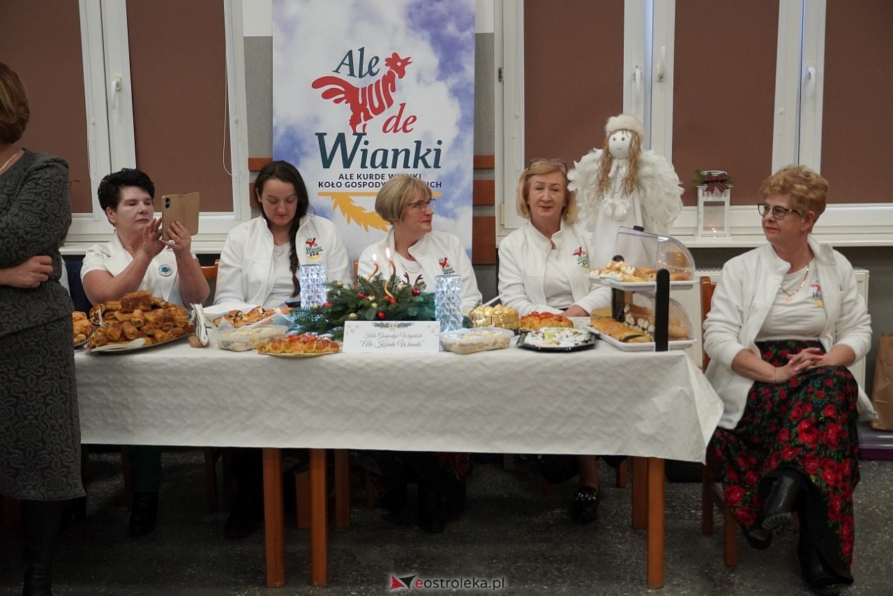 Spotkanie opłatkowe dla mieszkańców gminy Lelis [22.12.2024] - zdjęcie #11 - eOstroleka.pl