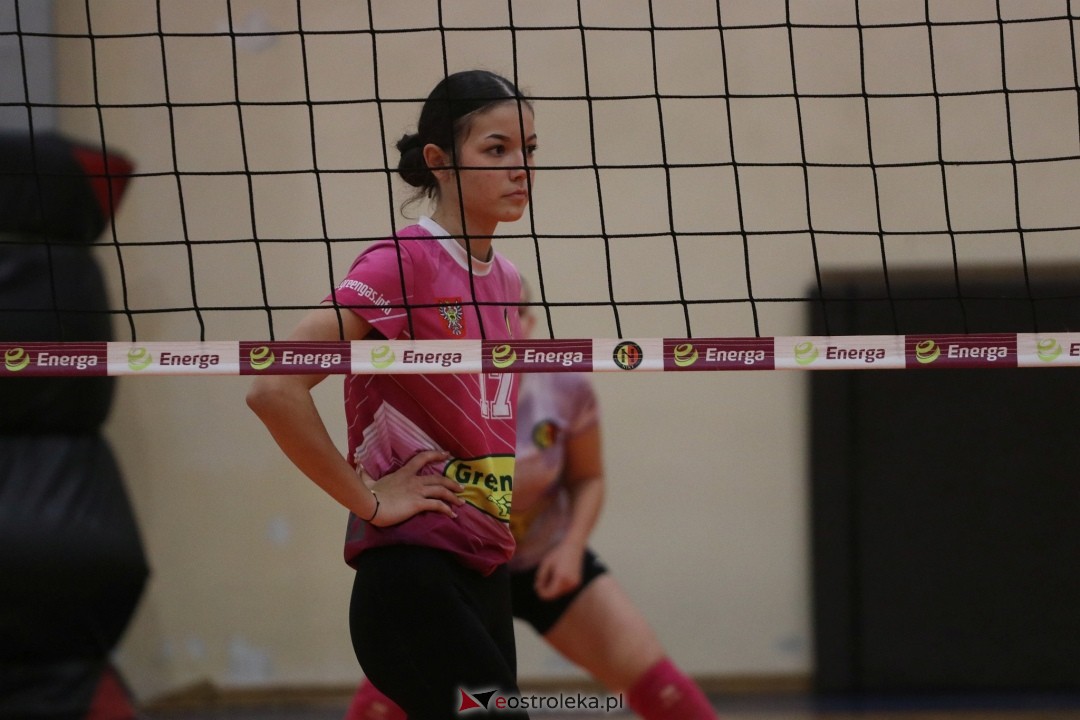 Nike Ostrołęka - Sparta Grodzisk Maz. [22.12.2024] - zdjęcie #36 - eOstroleka.pl