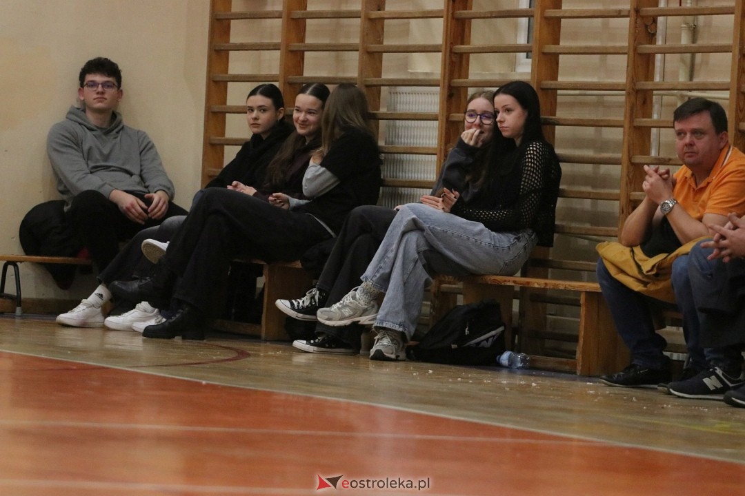 Nike Ostrołęka - Sparta Grodzisk Maz. [22.12.2024] - zdjęcie #25 - eOstroleka.pl