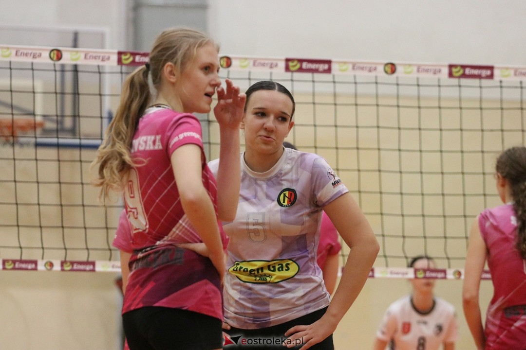 Nike Ostrołęka - Sparta Grodzisk Maz. [22.12.2024] - zdjęcie #9 - eOstroleka.pl