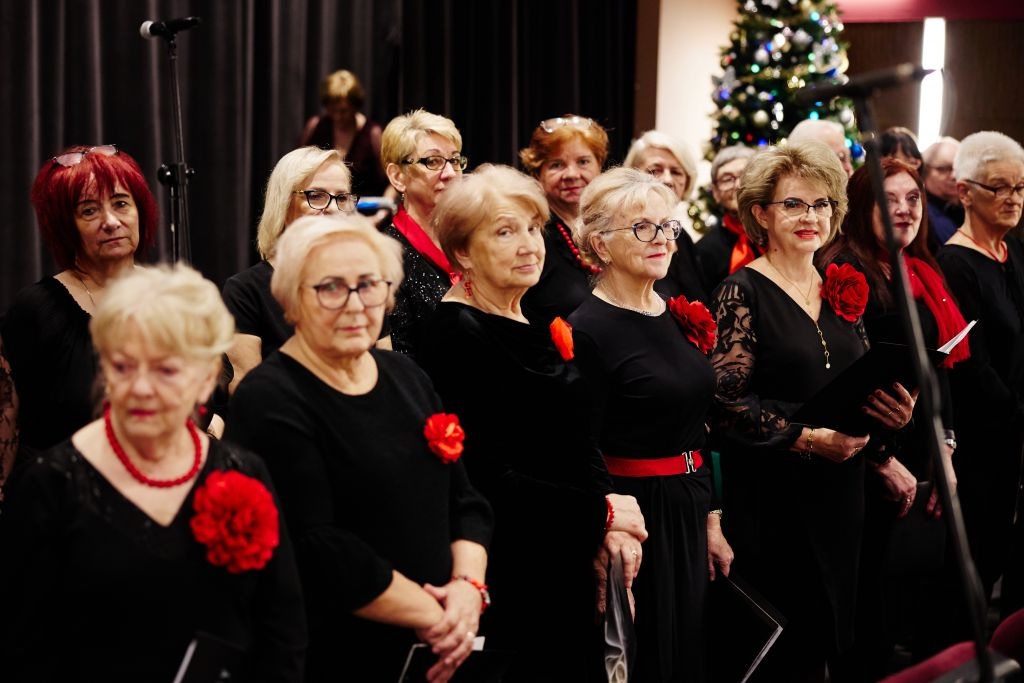 Wigilijen spotkanie słuchaczy OUTW [23.12.2024] - zdjęcie #20 - eOstroleka.pl