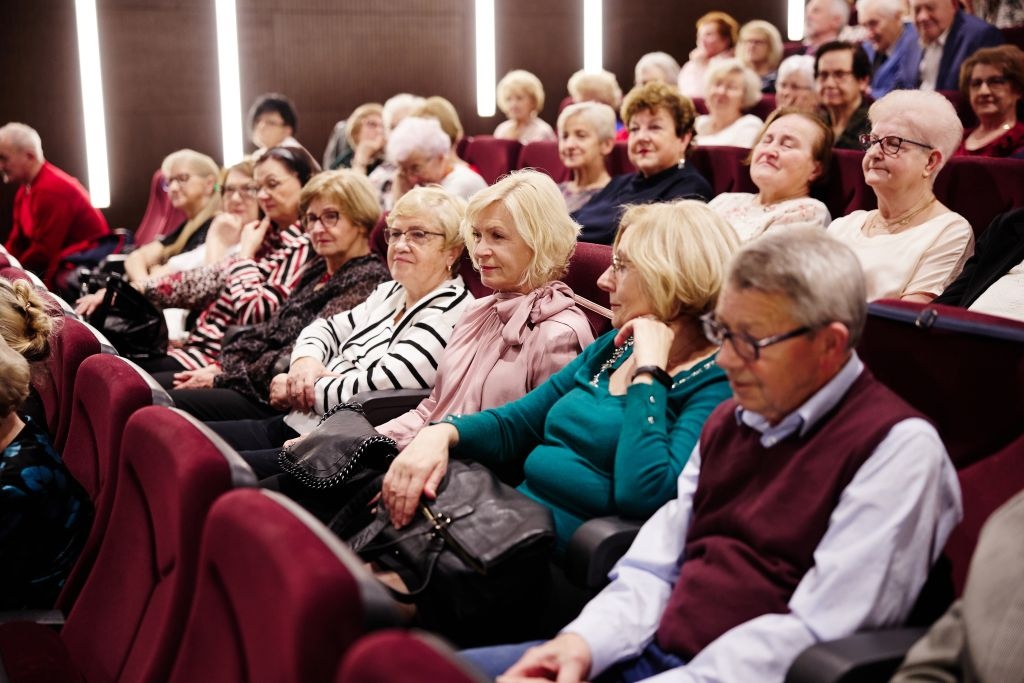 Wigilijen spotkanie słuchaczy OUTW [23.12.2024] - zdjęcie #16 - eOstroleka.pl