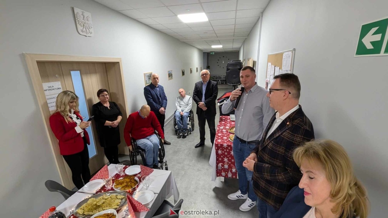 Wigilia w Centrum Integracji Społecznej [23.12.2024] - zdjęcie #17 - eOstroleka.pl