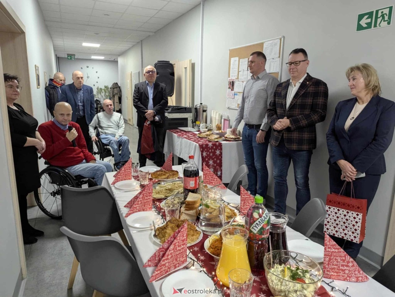 Wigilia w Centrum Integracji Społecznej [23.12.2024] - zdjęcie #12 - eOstroleka.pl
