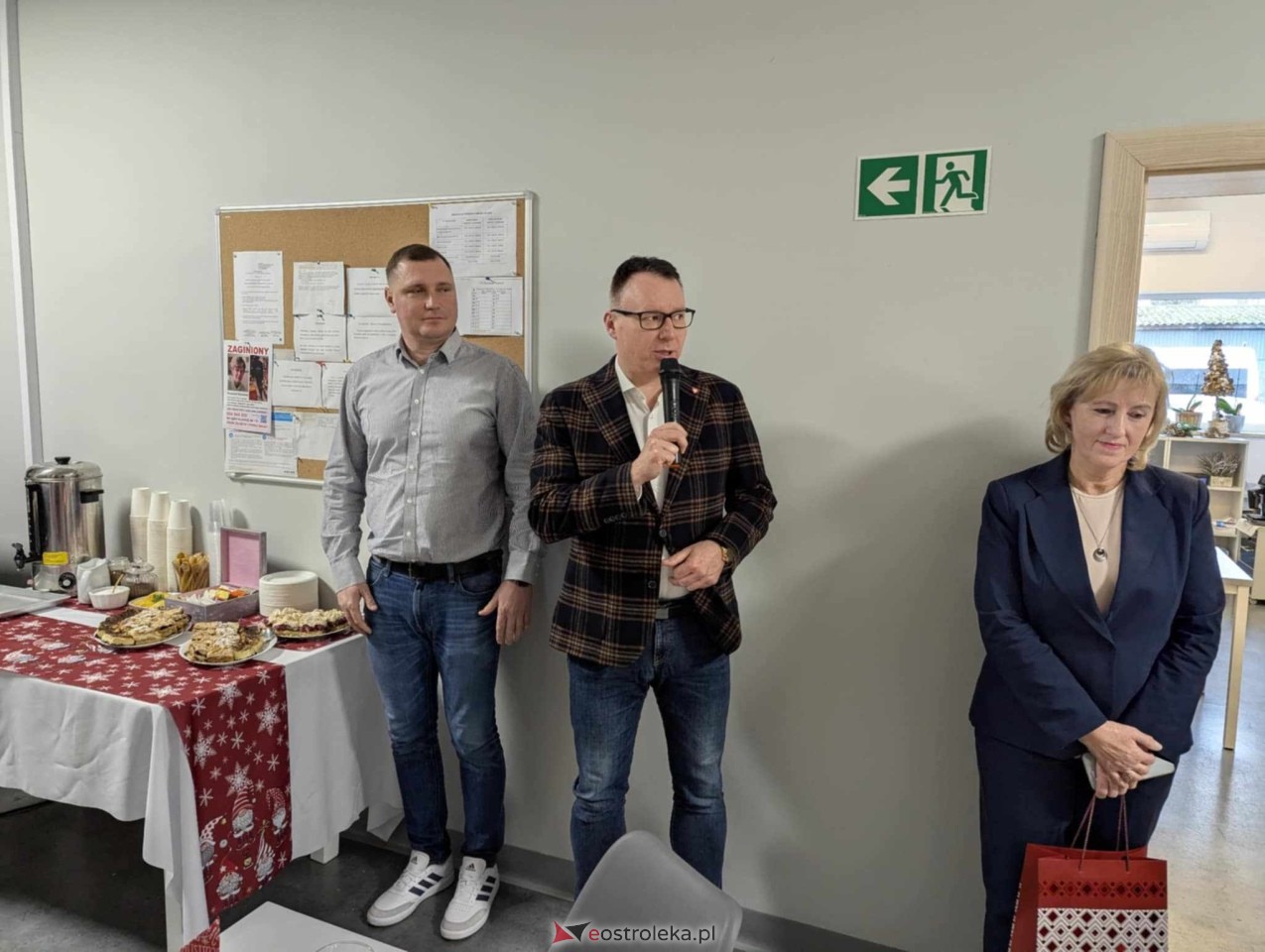 Wigilia w Centrum Integracji Społecznej [23.12.2024] - zdjęcie #9 - eOstroleka.pl