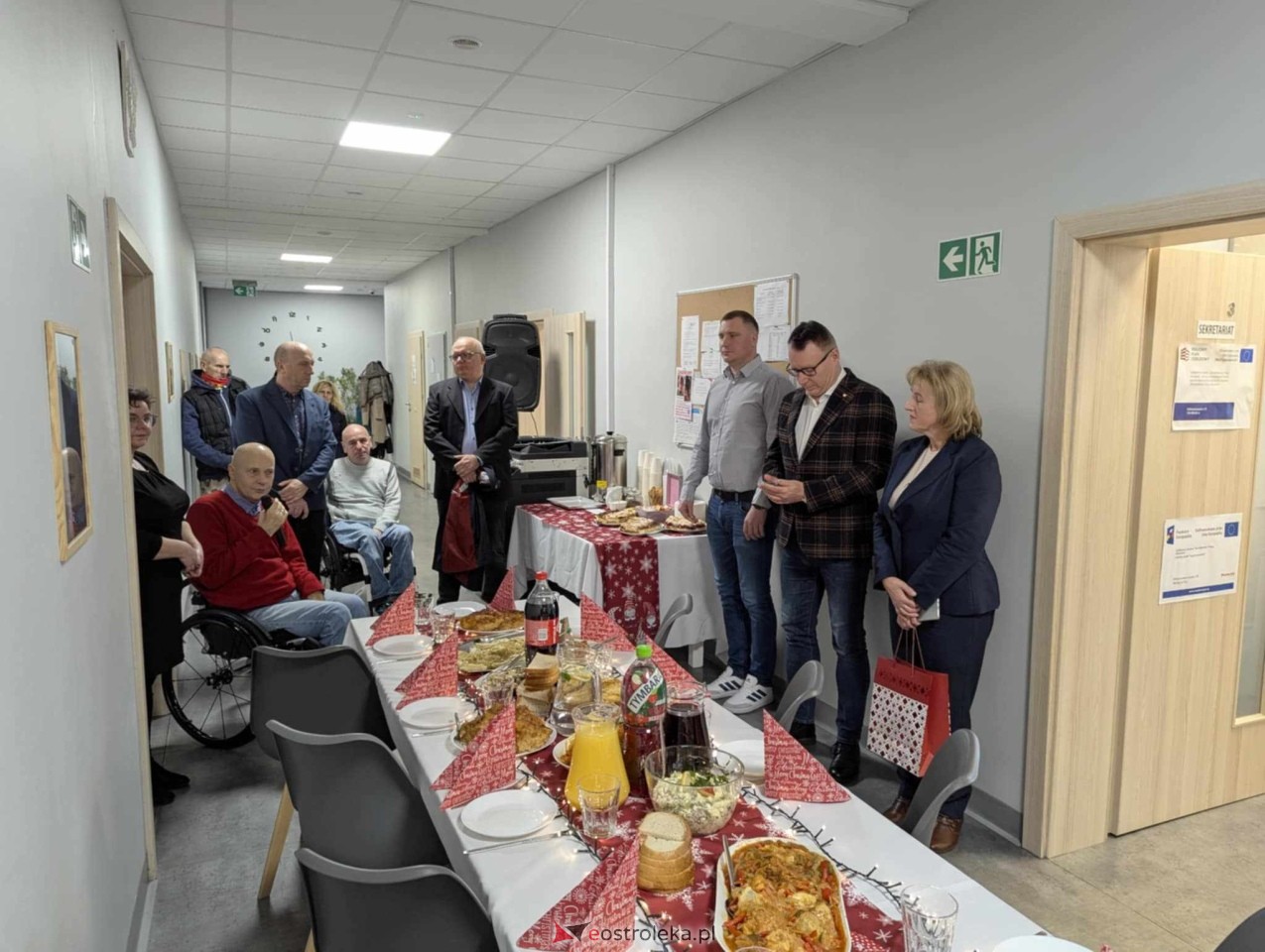 Wigilia w Centrum Integracji Społecznej [23.12.2024] - zdjęcie #2 - eOstroleka.pl