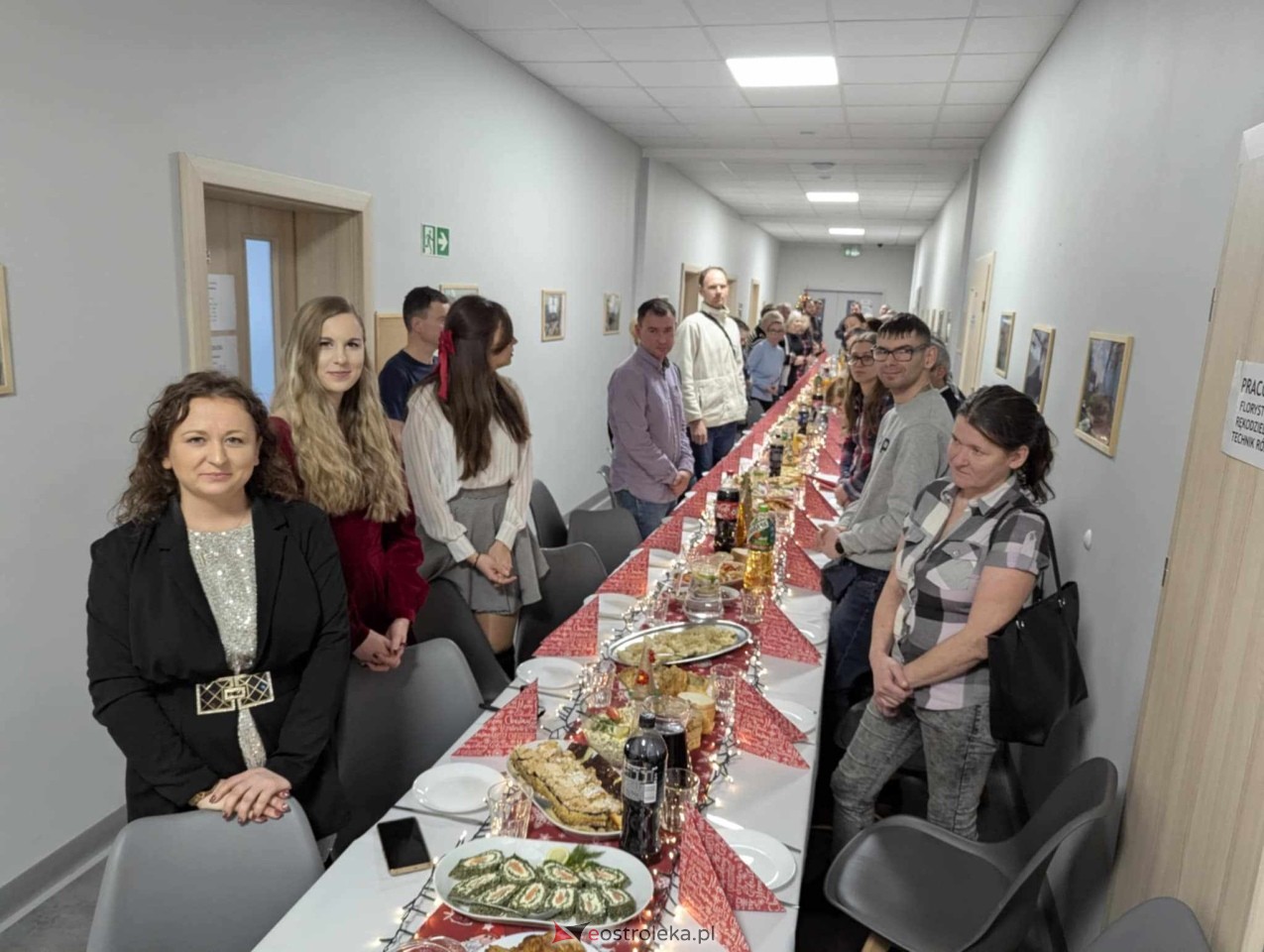 Wigilia w Centrum Integracji Społecznej [23.12.2024] - zdjęcie #1 - eOstroleka.pl