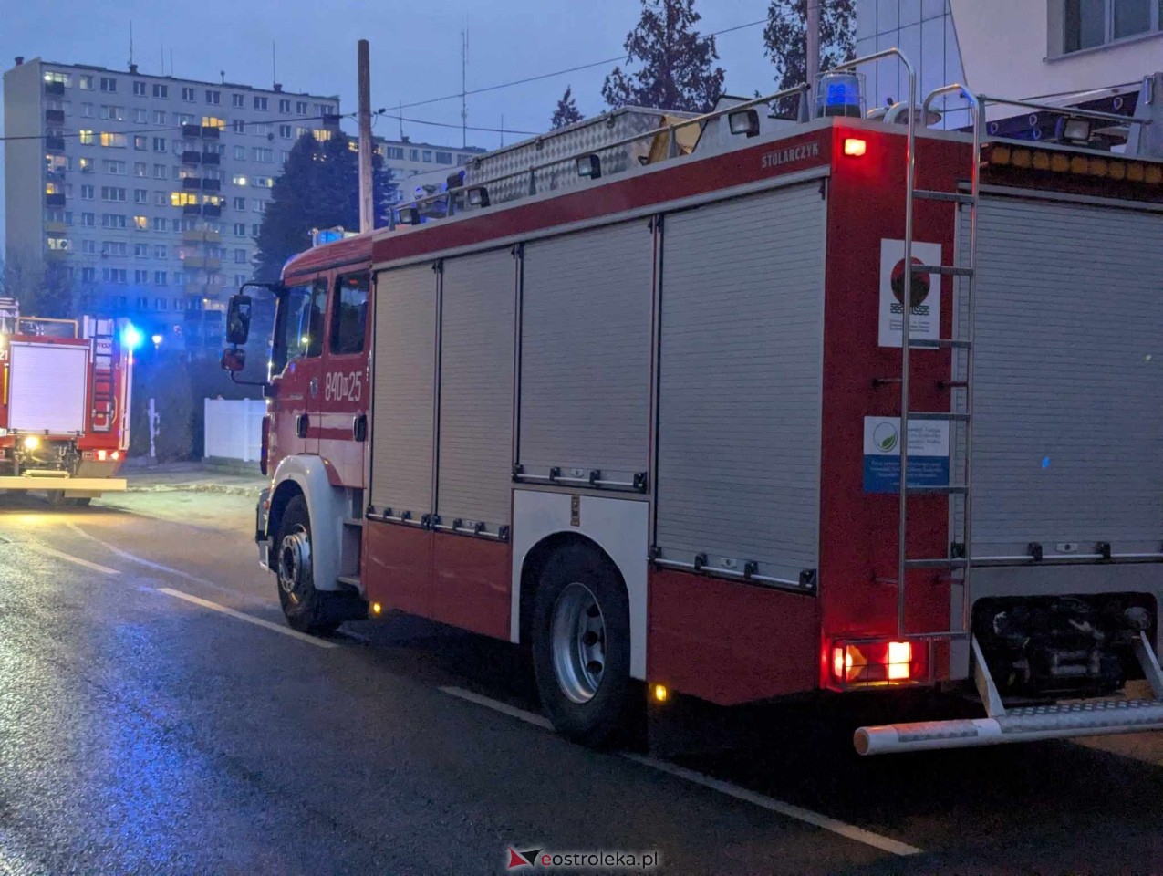 Jednostki gaśnicze w akcji na Poznańskiej [23.12.2024] - zdjęcie #14 - eOstroleka.pl
