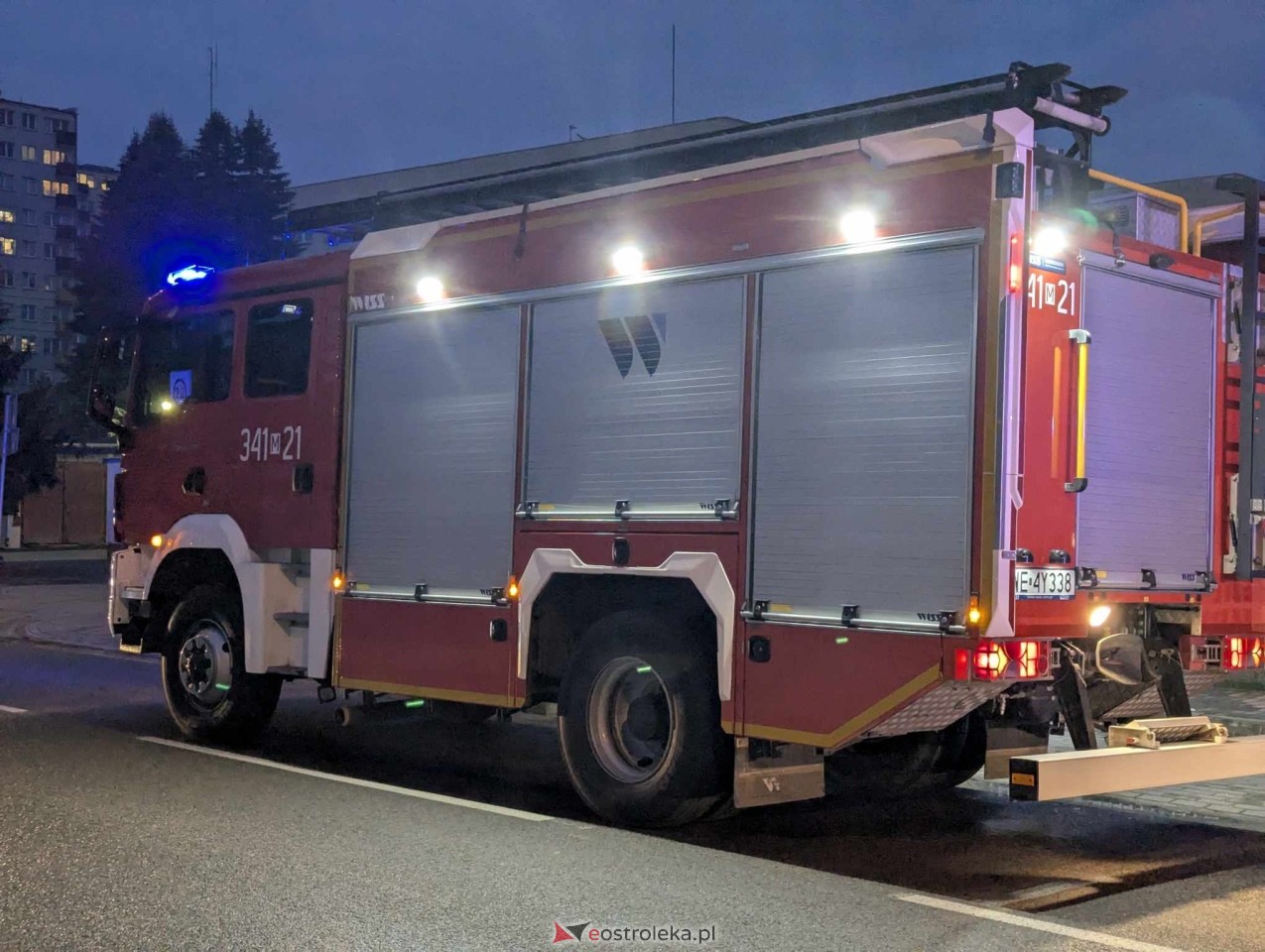 Jednostki gaśnicze w akcji na Poznańskiej [23.12.2024] - zdjęcie #11 - eOstroleka.pl