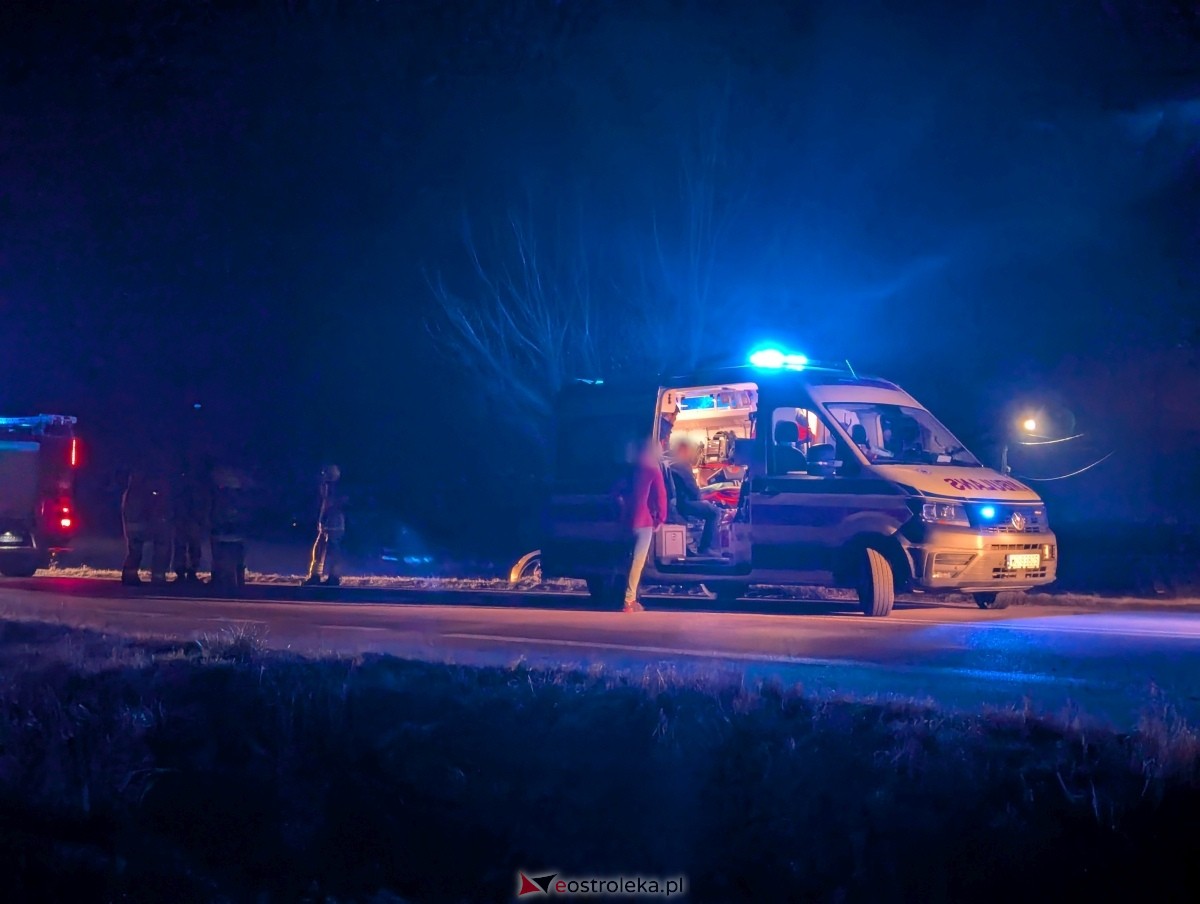 Wypadek w Czarnotrzewiu [23.12.2024] - zdjęcie #13 - eOstroleka.pl