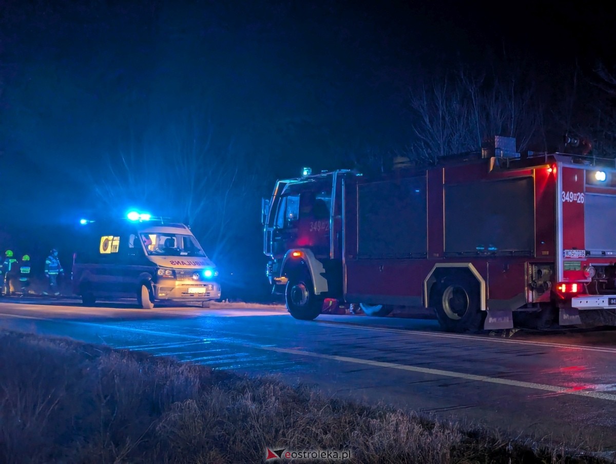 Wypadek w Czarnotrzewiu [23.12.2024] - zdjęcie #8 - eOstroleka.pl