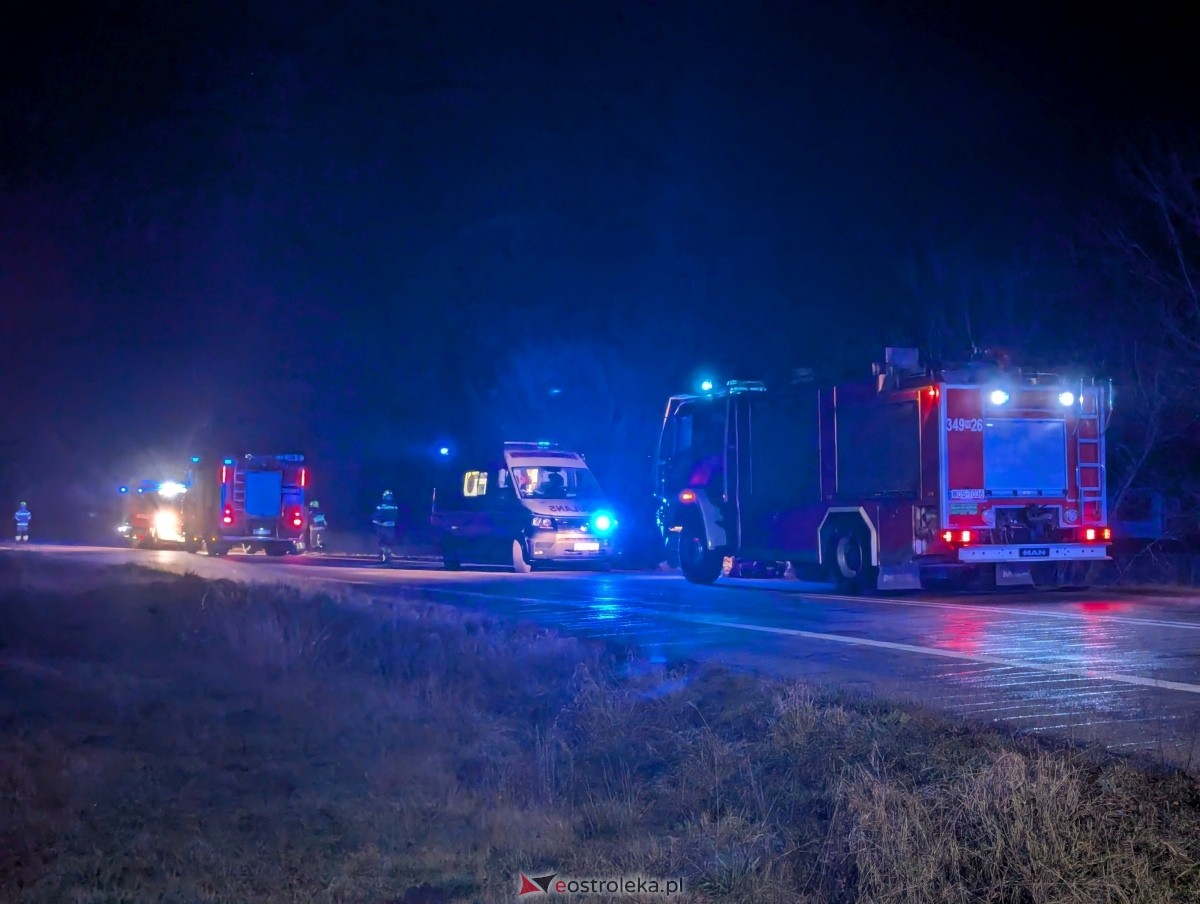 Wypadek w Czarnotrzewiu [23.12.2024] - zdjęcie #6 - eOstroleka.pl
