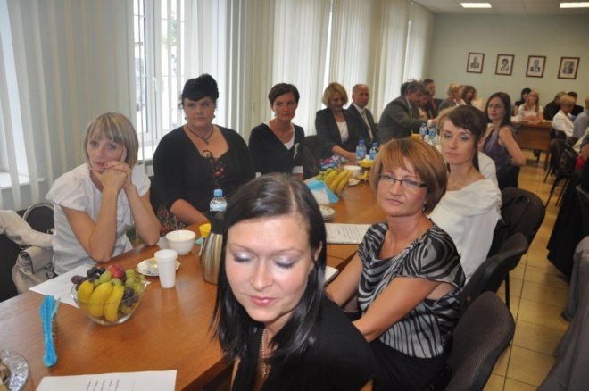 Nauczyciele zostali awansowani (29.VIII.2011) - zdjęcie #5 - eOstroleka.pl