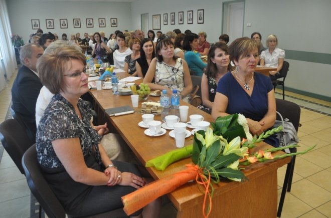 Nauczyciele zostali awansowani (29.VIII.2011) - zdjęcie #10 - eOstroleka.pl