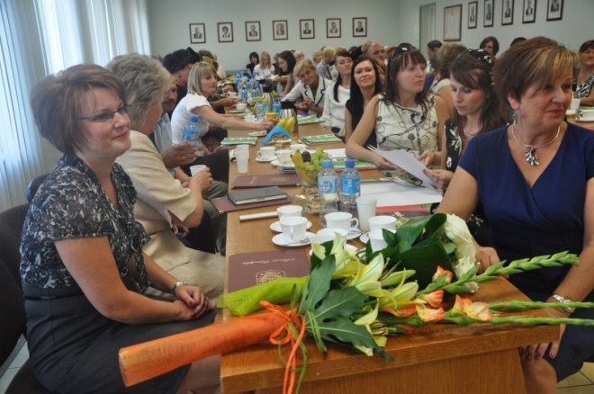 Nauczyciele zostali awansowani (29.VIII.2011) - zdjęcie #48 - eOstroleka.pl