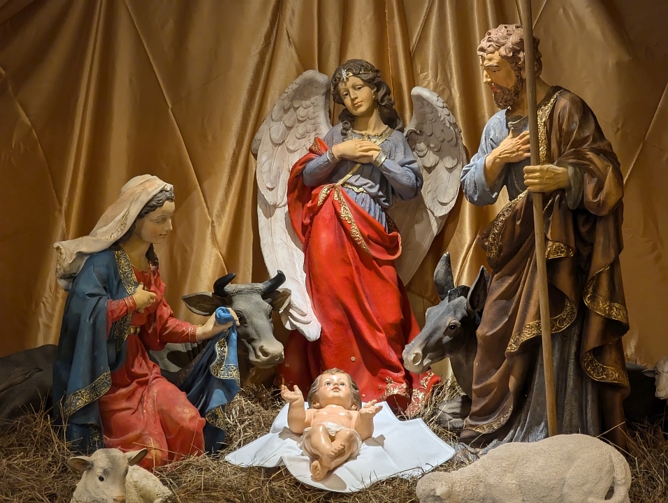 Bożonarodzeniowe szopki w kościołach w Ostrołęce i Rzekuniu [25.12.2024] - zdjęcie #3 - eOstroleka.pl