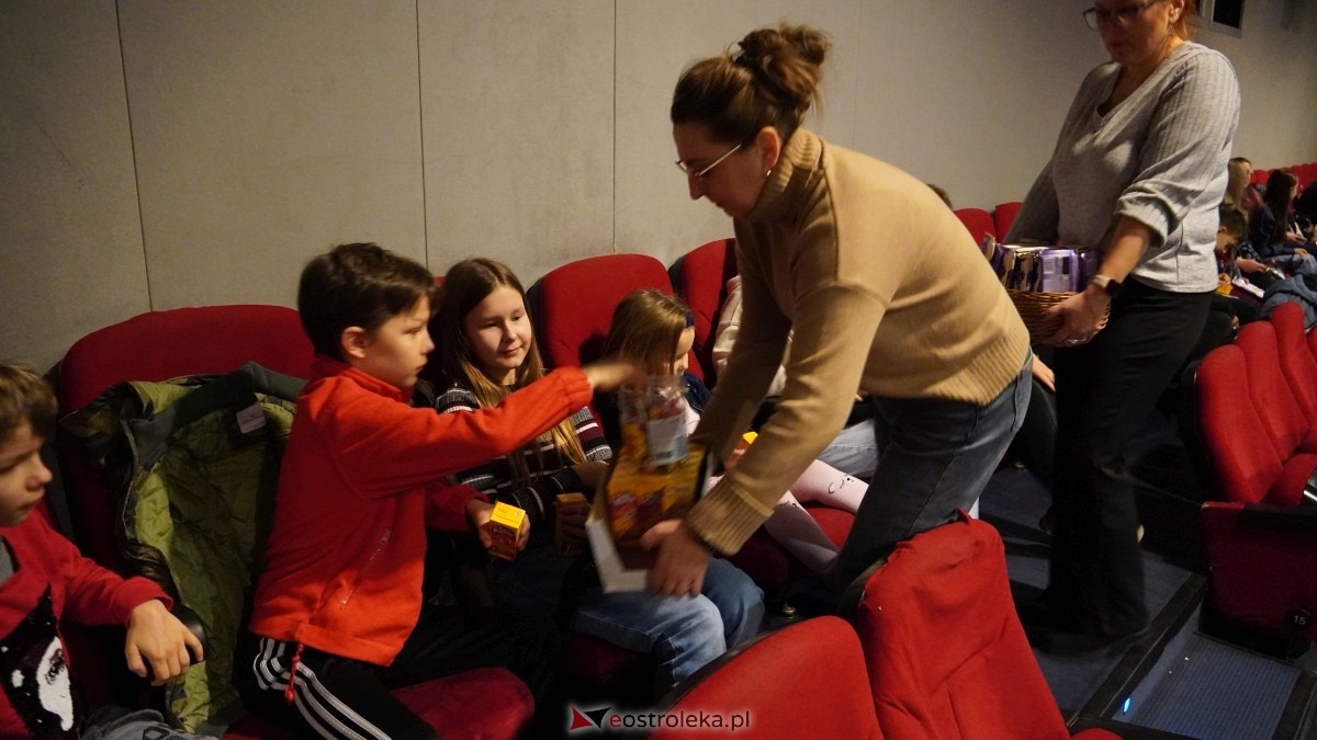 Mikołajkowe spotkanie w Kinie Jantar [28.12.2024] - zdjęcie #20 - eOstroleka.pl