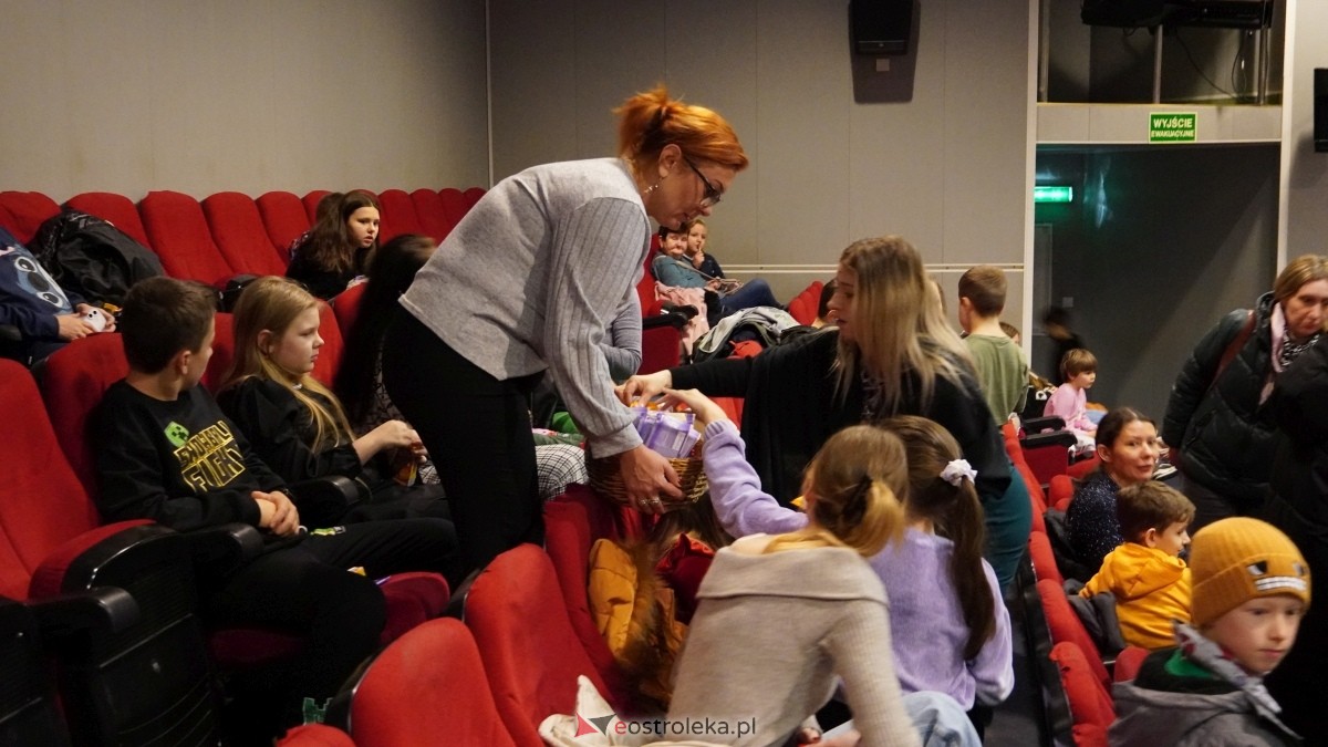 Mikołajkowe spotkanie w Kinie Jantar [28.12.2024] - zdjęcie #18 - eOstroleka.pl