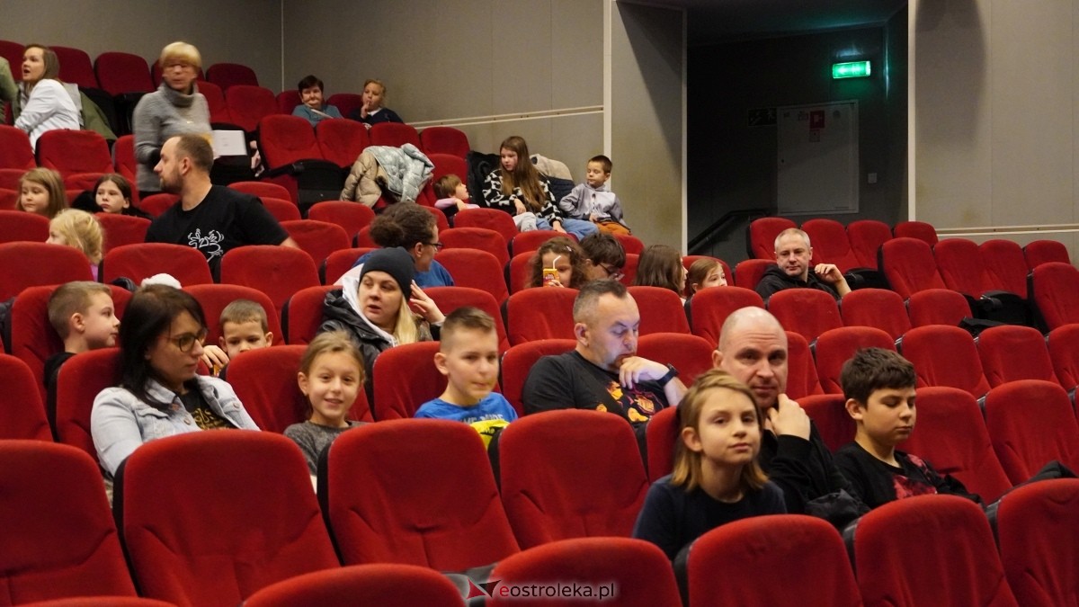 Mikołajkowe spotkanie w Kinie Jantar [28.12.2024] - zdjęcie #16 - eOstroleka.pl