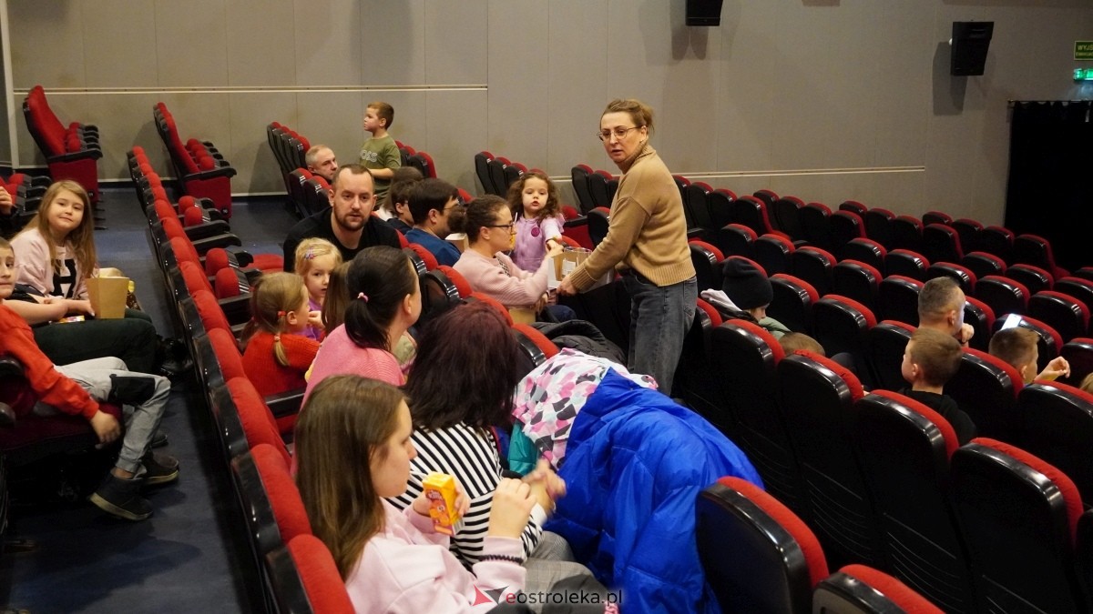 Mikołajkowe spotkanie w Kinie Jantar [28.12.2024] - zdjęcie #9 - eOstroleka.pl