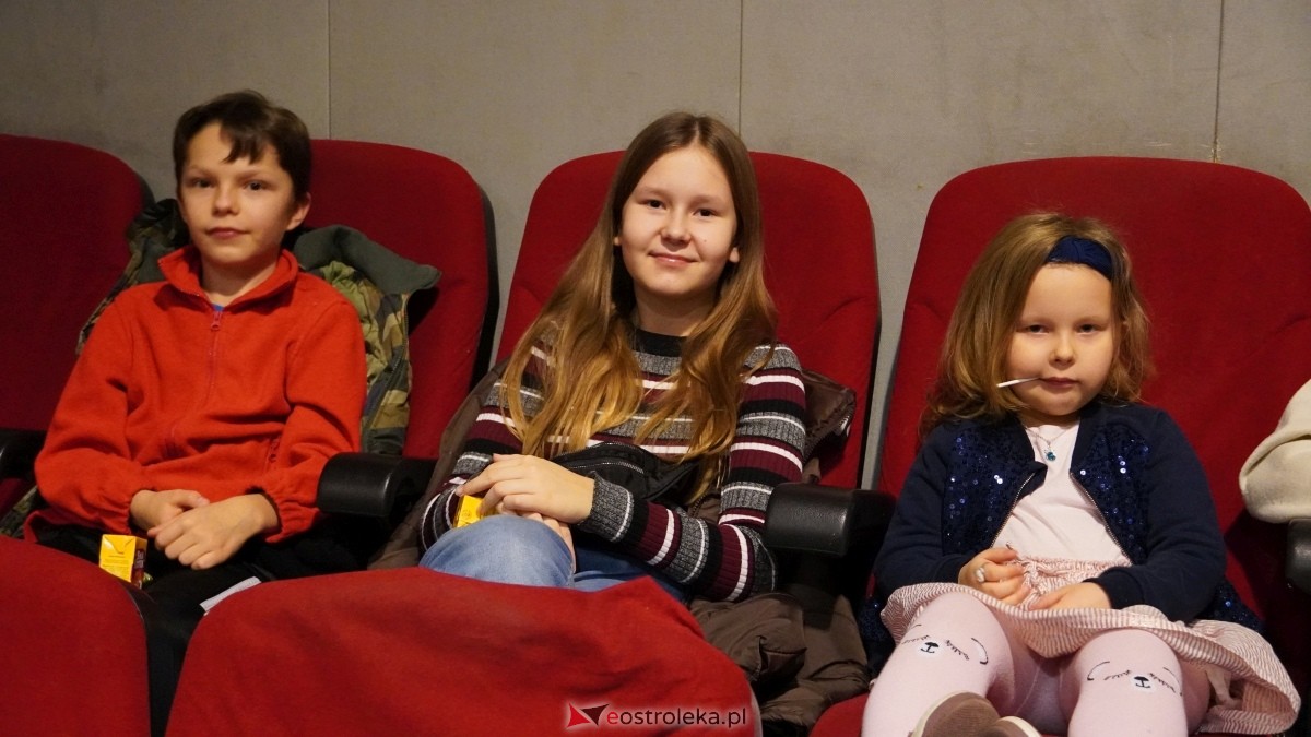 Mikołajkowe spotkanie w Kinie Jantar [28.12.2024] - zdjęcie #8 - eOstroleka.pl