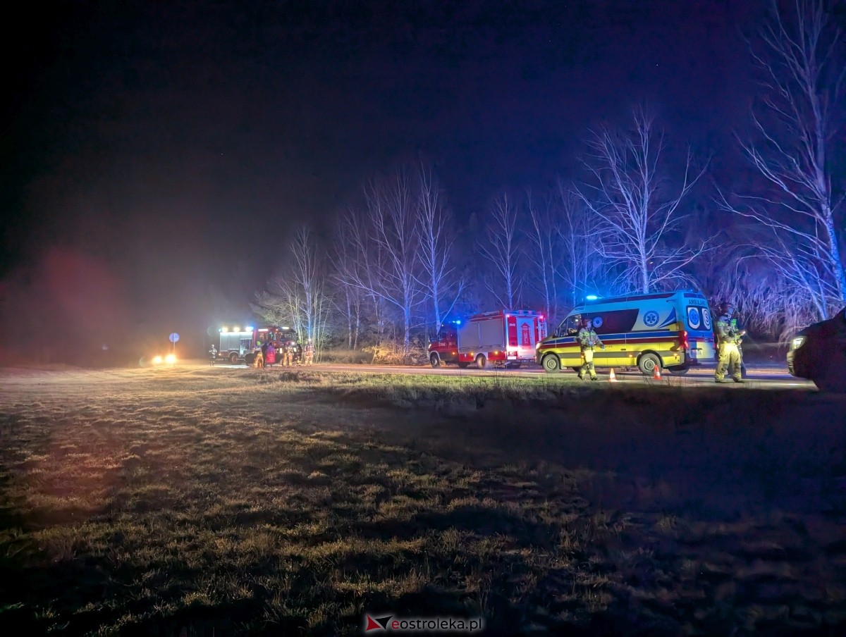 Wypadek w Łodziskach [29.12.2024] - zdjęcie #9 - eOstroleka.pl