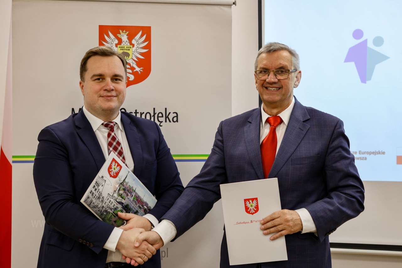 Podpisanie porozumienia w sprawie utworzenia Partnerstwa o nazwie Ostrołęcki Obszar Strategicznej Interwencji [30.12.2024] - zdjęcie #25 - eOstroleka.pl