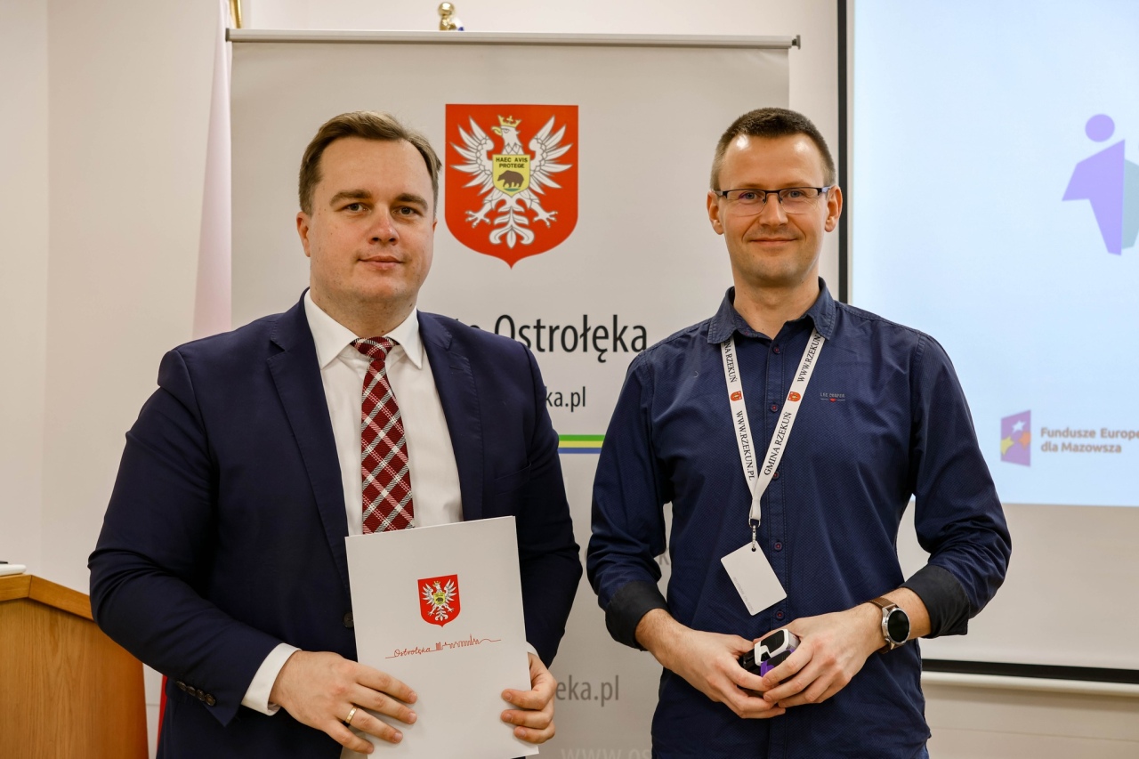 Podpisanie porozumienia w sprawie utworzenia Partnerstwa o nazwie Ostrołęcki Obszar Strategicznej Interwencji [30.12.2024] - zdjęcie #23 - eOstroleka.pl