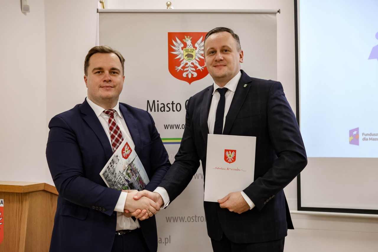 Podpisanie porozumienia w sprawie utworzenia Partnerstwa o nazwie Ostrołęcki Obszar Strategicznej Interwencji [30.12.2024] - zdjęcie #21 - eOstroleka.pl