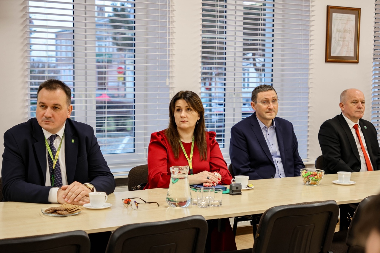 Podpisanie porozumienia w sprawie utworzenia Partnerstwa o nazwie Ostrołęcki Obszar Strategicznej Interwencji [30.12.2024] - zdjęcie #19 - eOstroleka.pl
