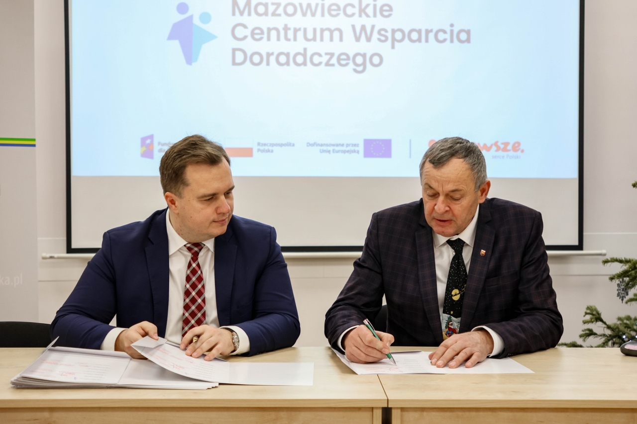 Podpisanie porozumienia w sprawie utworzenia Partnerstwa o nazwie Ostrołęcki Obszar Strategicznej Interwencji [30.12.2024] - zdjęcie #11 - eOstroleka.pl