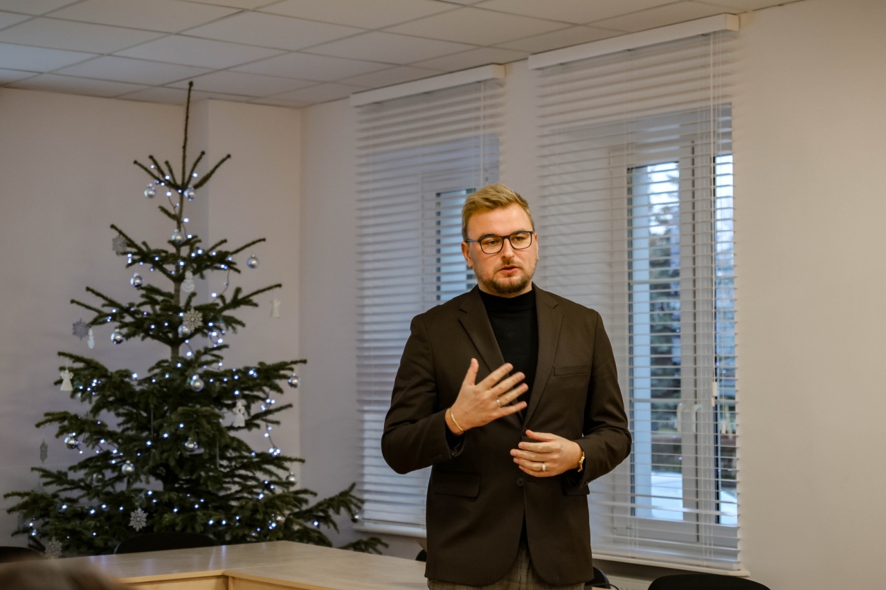 Podpisanie porozumienia w sprawie utworzenia Partnerstwa o nazwie Ostrołęcki Obszar Strategicznej Interwencji [30.12.2024] - zdjęcie #4 - eOstroleka.pl