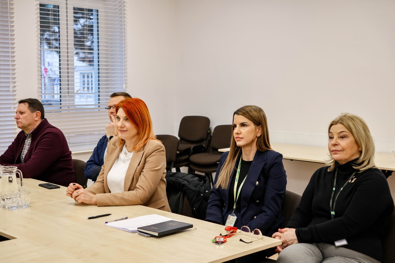 Podpisanie porozumienia w sprawie utworzenia Partnerstwa o nazwie Ostrołęcki Obszar Strategicznej Interwencji [30.12.2024] - zdjęcie #3 - eOstroleka.pl