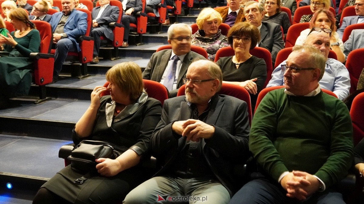 Sylwester 2024/25 w OCK [31.12.2024] - zdjęcie #35 - eOstroleka.pl