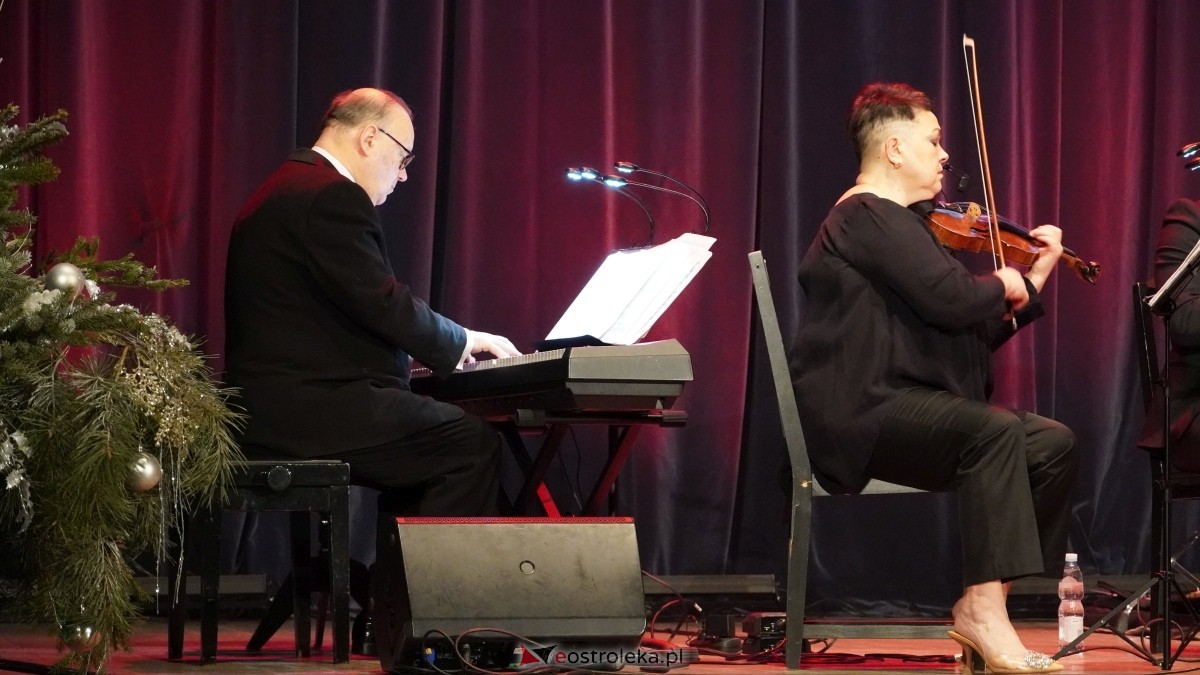 Sylwester 2024/25 w OCK [31.12.2024] - zdjęcie #16 - eOstroleka.pl