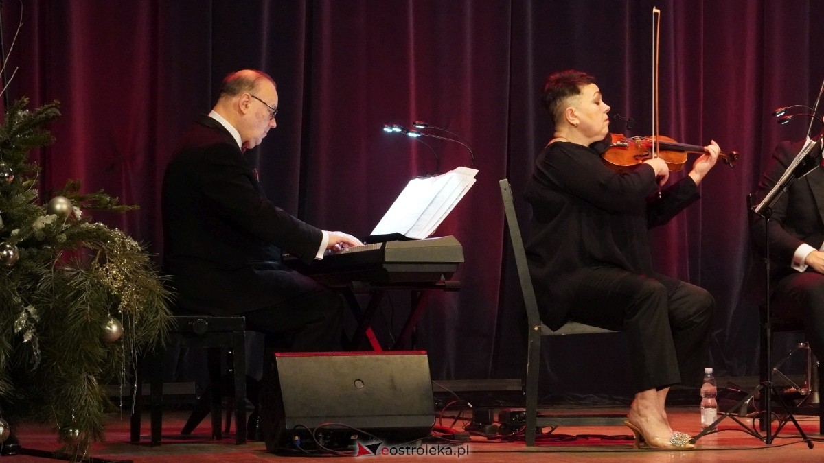 Sylwester 2024/25 w OCK [31.12.2024] - zdjęcie #13 - eOstroleka.pl