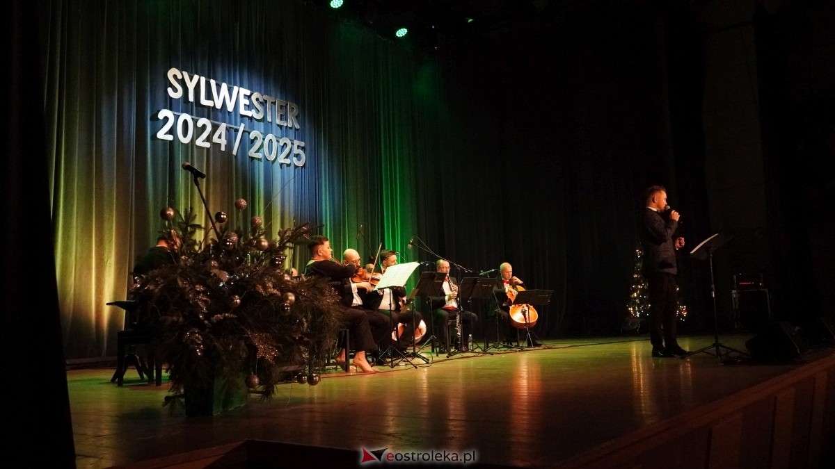 Sylwester 2024/25 w OCK [31.12.2024] - zdjęcie #2 - eOstroleka.pl