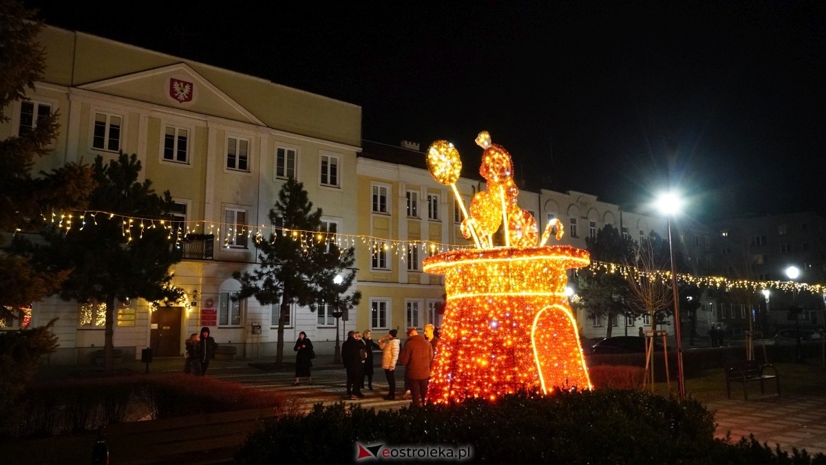 Sylwester 2024/25 w Ostrołęce [31.12.2024] - zdjęcie #93 - eOstroleka.pl